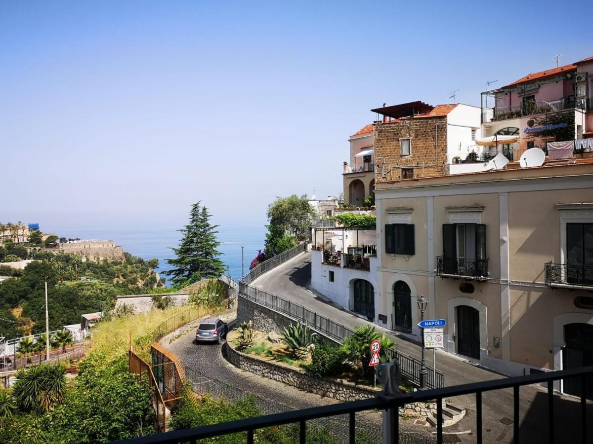 Vittoria Luxury Suite Vico Equense Eksteriør bilde