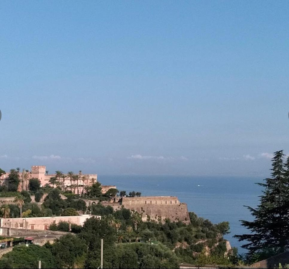 Vittoria Luxury Suite Vico Equense Eksteriør bilde
