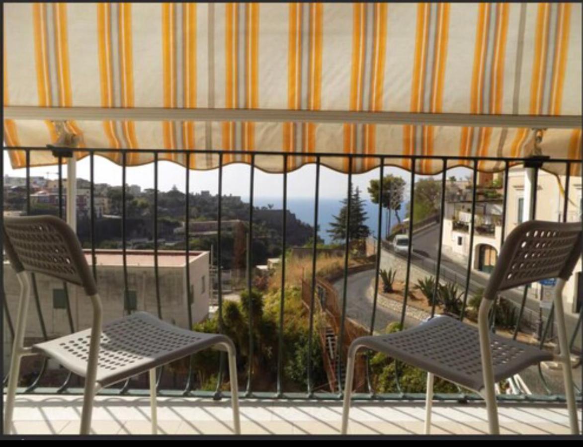Vittoria Luxury Suite Vico Equense Eksteriør bilde