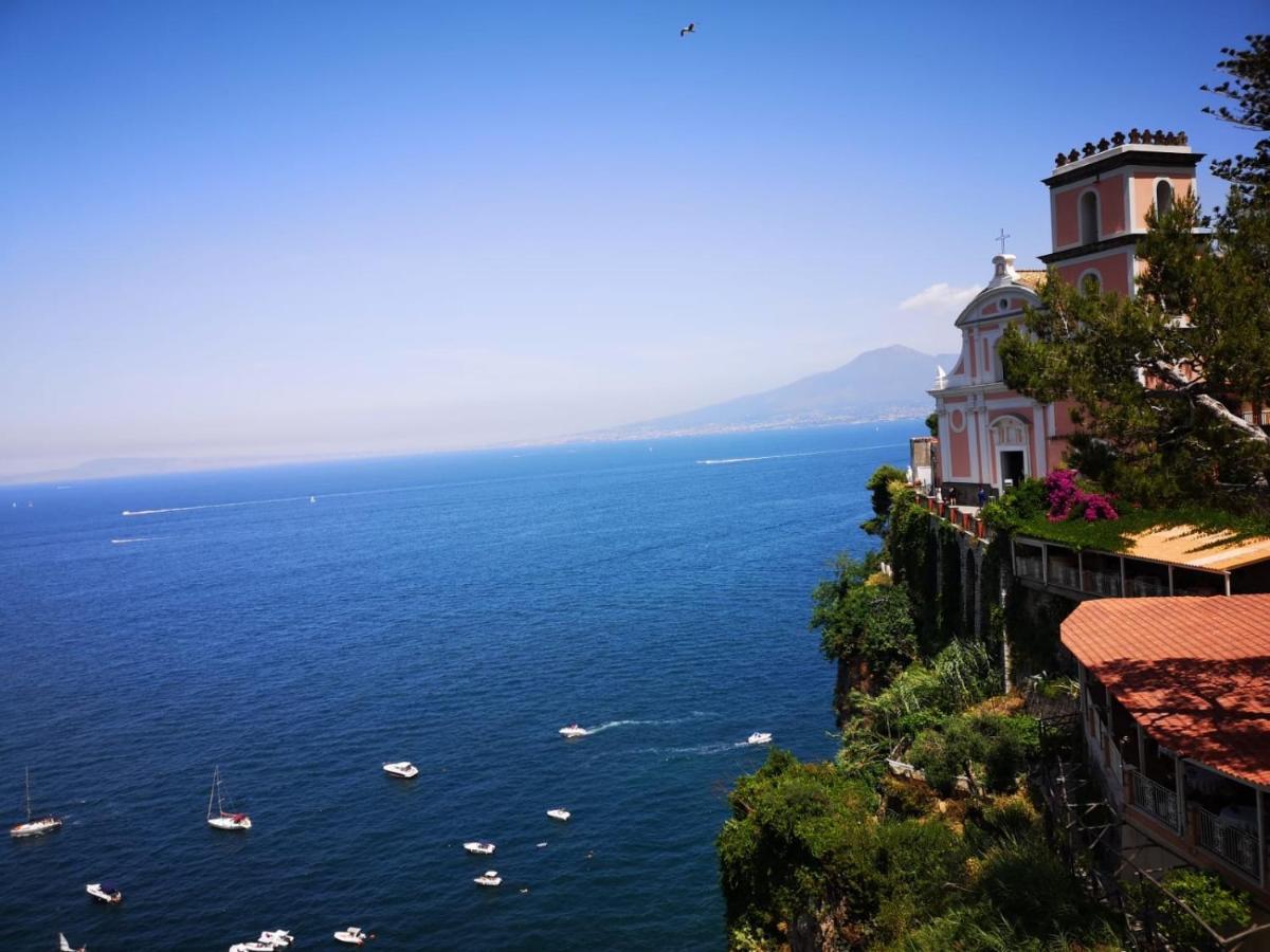 Vittoria Luxury Suite Vico Equense Eksteriør bilde