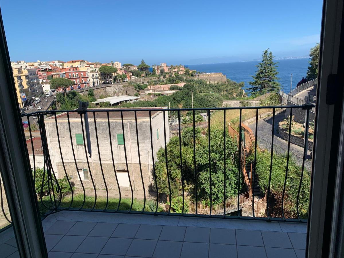 Vittoria Luxury Suite Vico Equense Eksteriør bilde