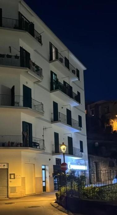 Vittoria Luxury Suite Vico Equense Eksteriør bilde
